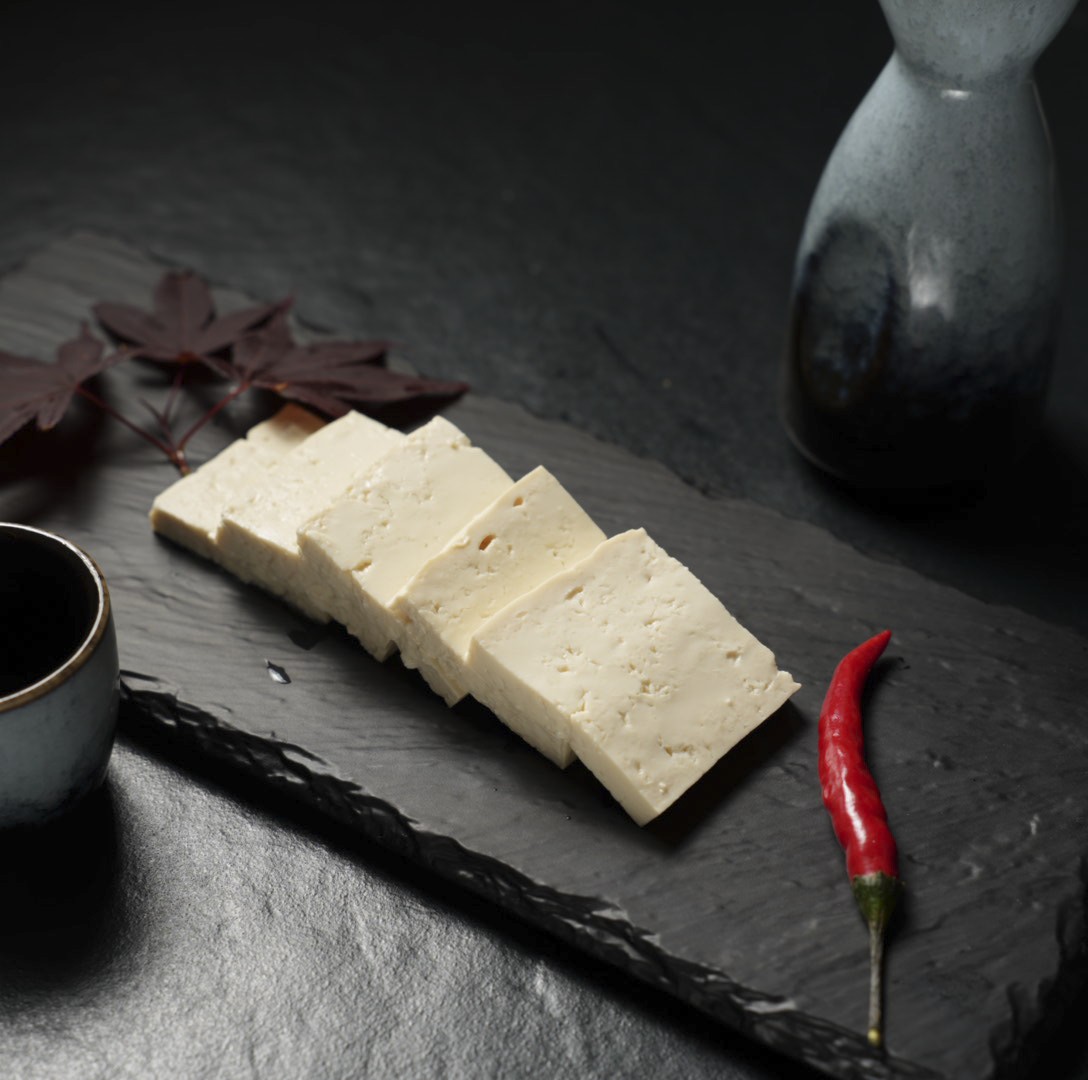 Frischer Tofu in Scheiben bei Yakido Mundsburg